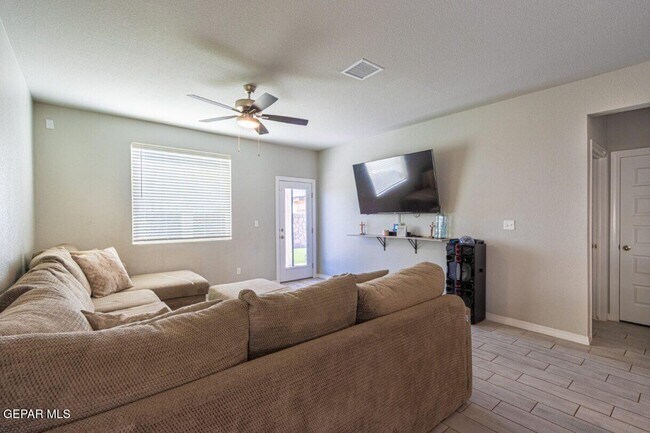 Building Photo - 11102 Blazing Star Pl