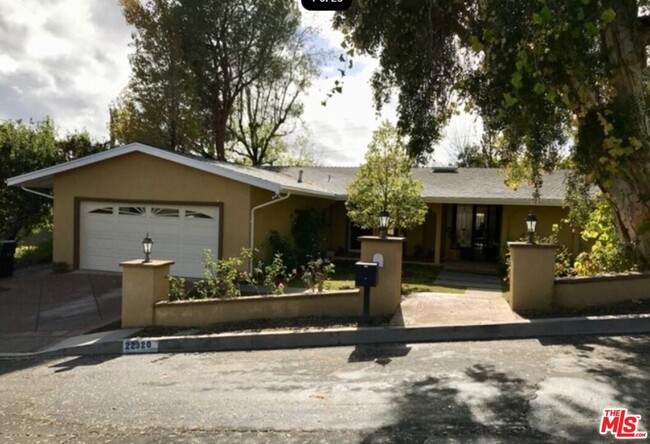 Primary Photo - 22320 Quinta Rd