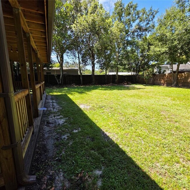 Building Photo - 1808 Madera Ave