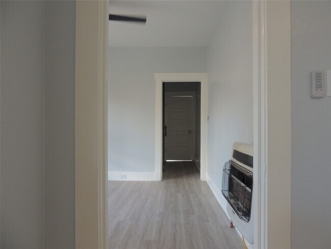 Building Photo - 3701 Bradley St