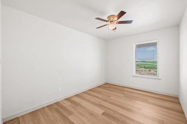 Building Photo - Country Living In Idalou ISD!