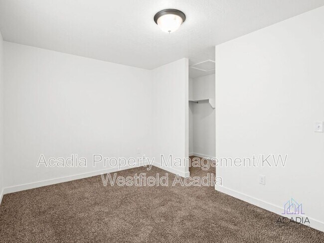 Building Photo - 664 N 130 E
