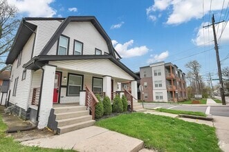 Building Photo - 322-324 Woodland Ave