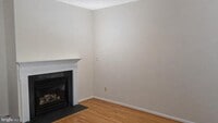 Building Photo - 9640 Potters Hill Cir