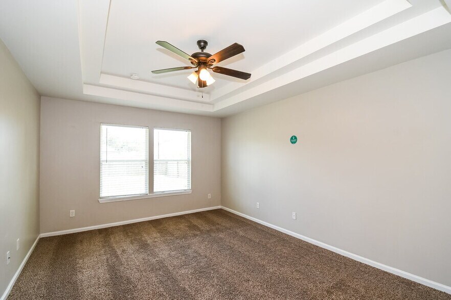 Building Photo - 3559 White Cow Ct