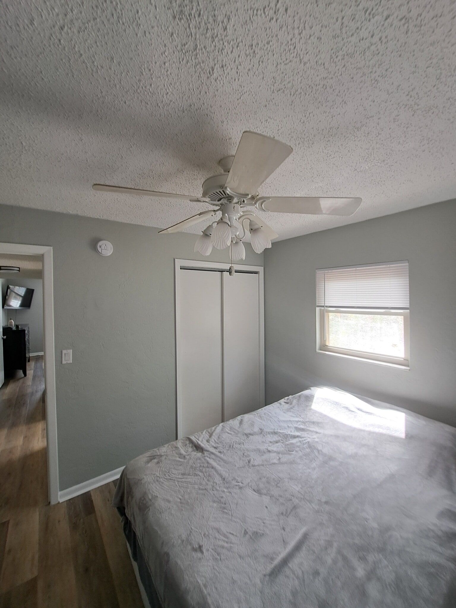 Second bedroom - 35 44th Ave