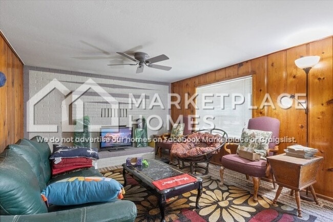 Building Photo - 31641 Highline Dr