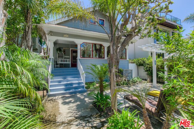 Primary Photo - 28 Clubhouse Ave