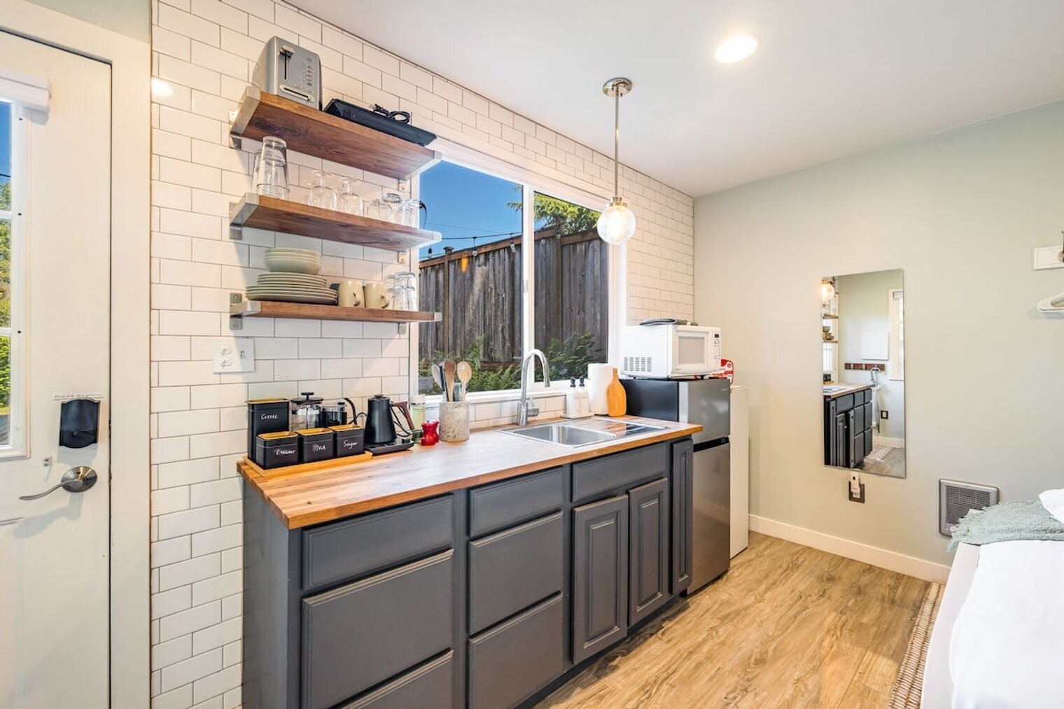 Building Photo - 8725 29th Ave NW