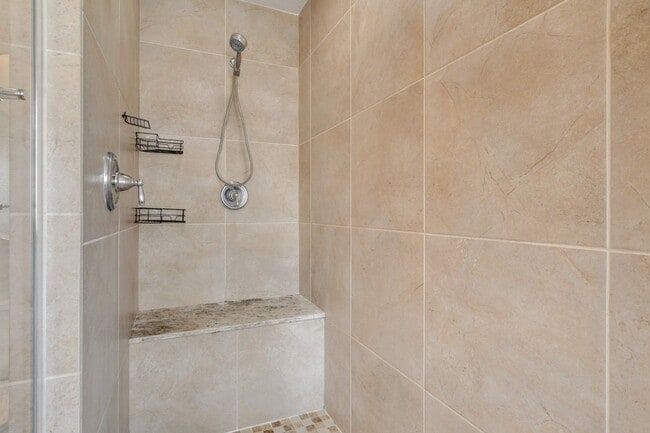 Building Photo - Gorgeous 4 Bedroom, 2 Story Home with a Beautiful Pool in the Lakes!