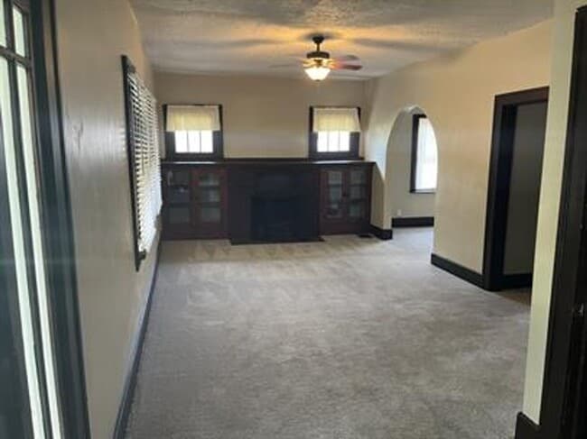 Building Photo - 3907 Northwestern Pkwy