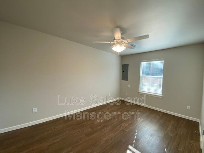 Building Photo - 11319 Breckenridge Ln