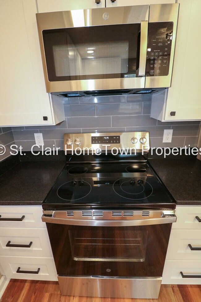 Building Photo - Adorable Home in Cook Springs