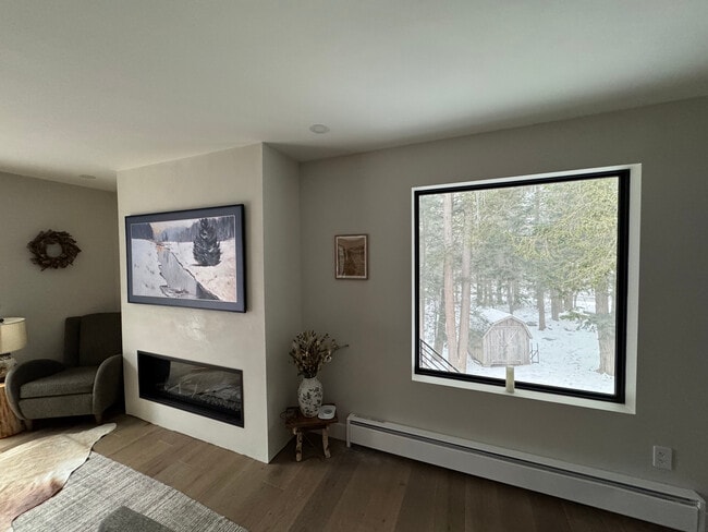 Building Photo - 1393 NY-296