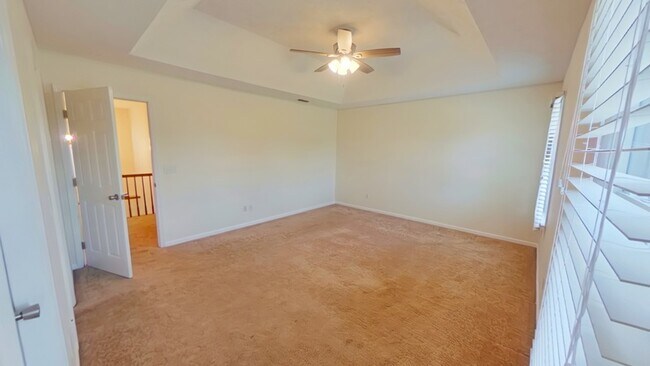 Building Photo - 6741 Foxberry Rd
