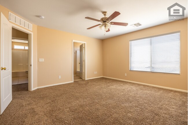 Building Photo - 4Bed/2.5Bath House in Maricopa! Move-In Ready on 08/20/2026!