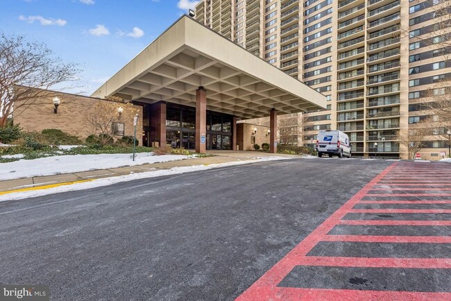 Building Photo - 5505 Seminary Rd