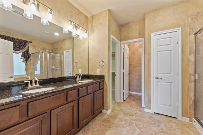 Building Photo - 20281 Southwood Oaks Dr