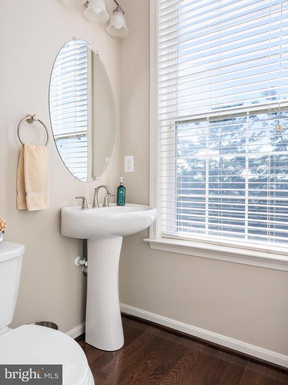 Building Photo - 1047 Ironwood Ln