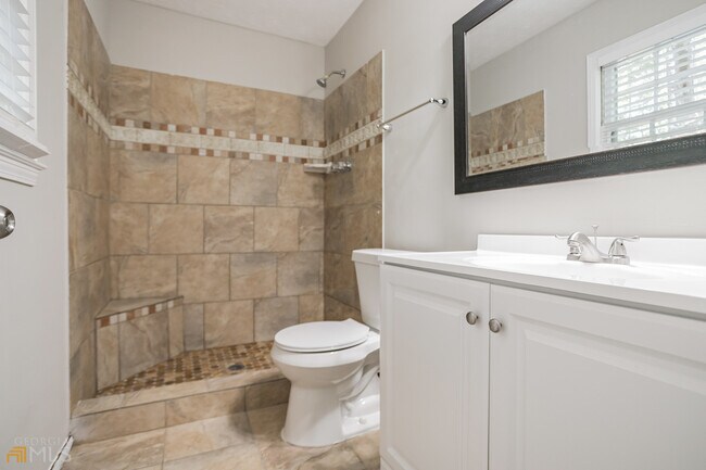 Building Photo - 1605 Sugar Plum Dr SW