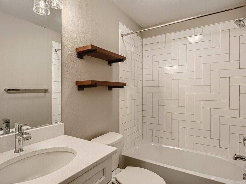 Bathroom 3 - 8636 Wolf Valley Dr