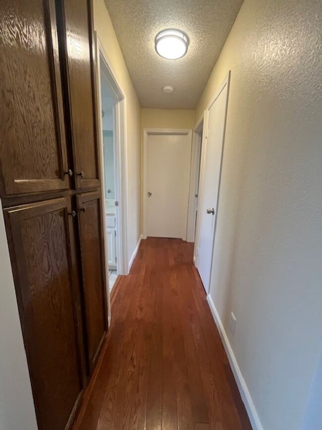 Building Photo - 14419 Outrigger Dr