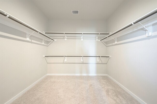 Building Photo - 3330 Polk Crk Dr