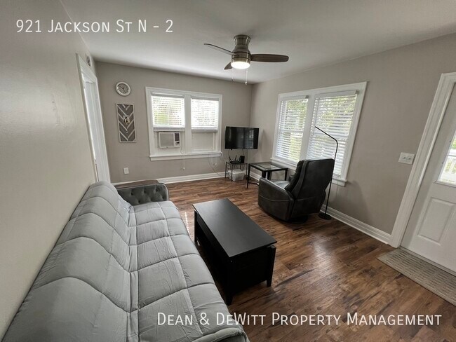 921 Jackson St N 921 Jackson - 921 Jackson St N Saint Petersburg Fl Building Photo 