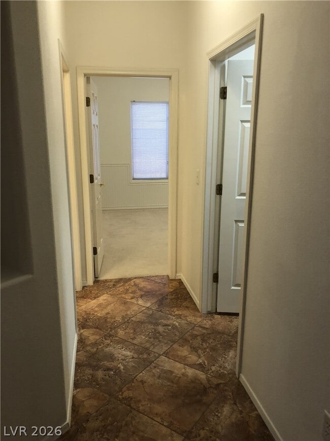 Building Photo - 3034 Seaford Peak Dr