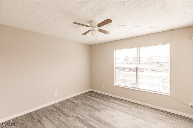 Building Photo - 1123 SW 48th Terrace