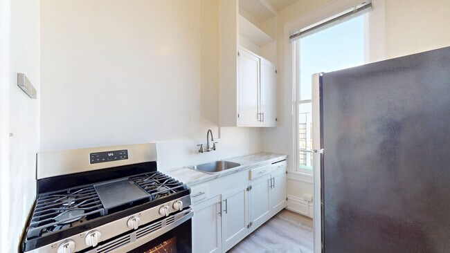 Building Photo - 862 Shotwell St