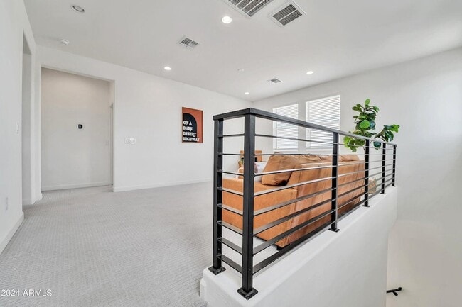 Building Photo - 15642 S 182nd Ave