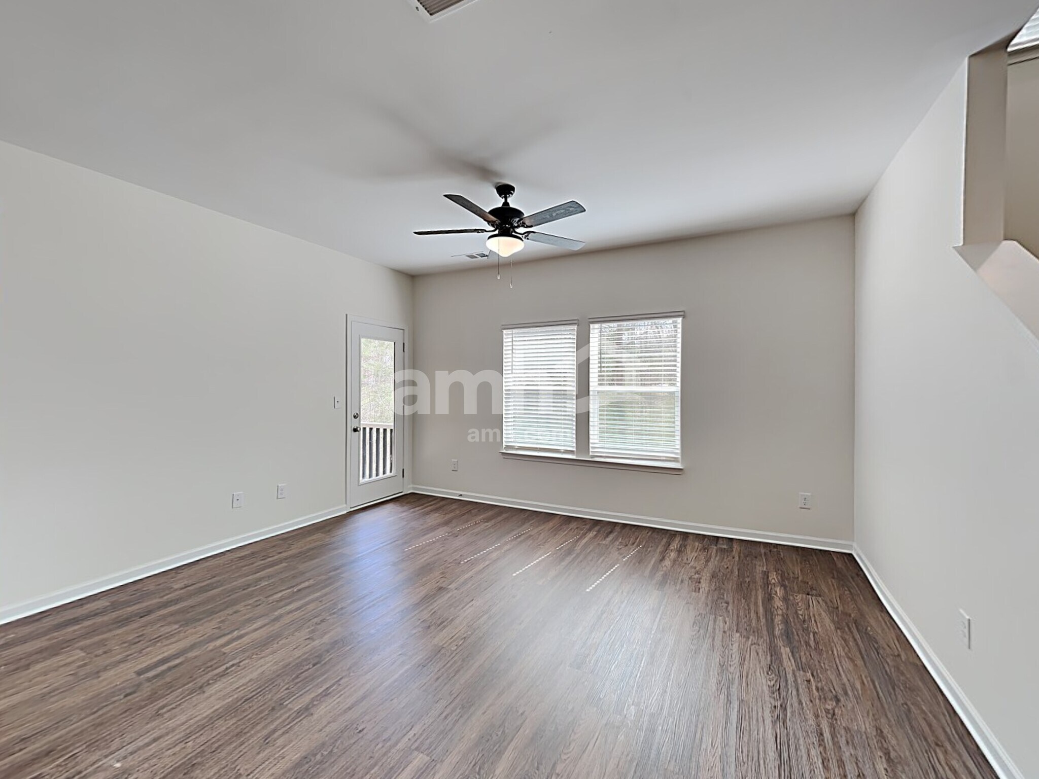 Building Photo - 136 Ivy Brook Dr