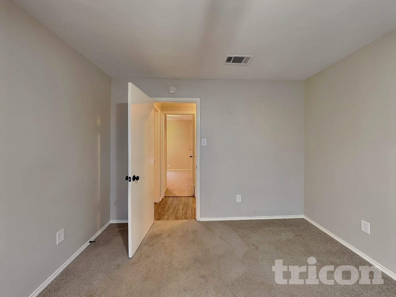 Building Photo - 5708 Woodsetter Ct