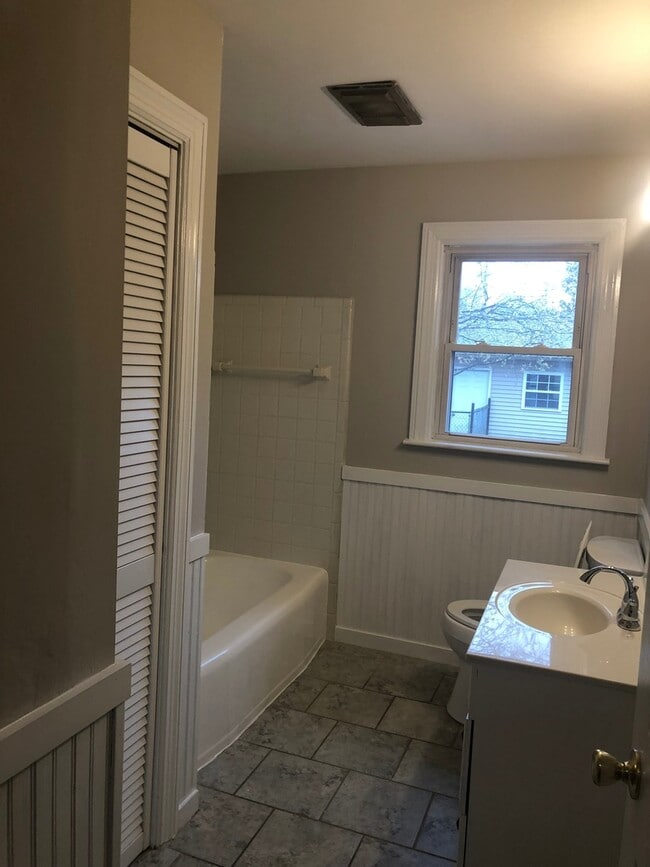 Building Photo - Great 3 bedroom in Potter Gray school district!