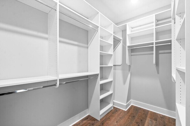 Building Photo - 1065 Veridian Dr