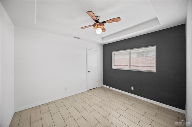 Building Photo - 4601 Thunderbird Ave