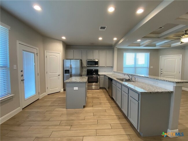 Building Photo - 2014 Rueben Rd