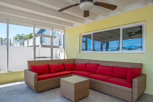 Building Photo - 590 Belle Point Dr