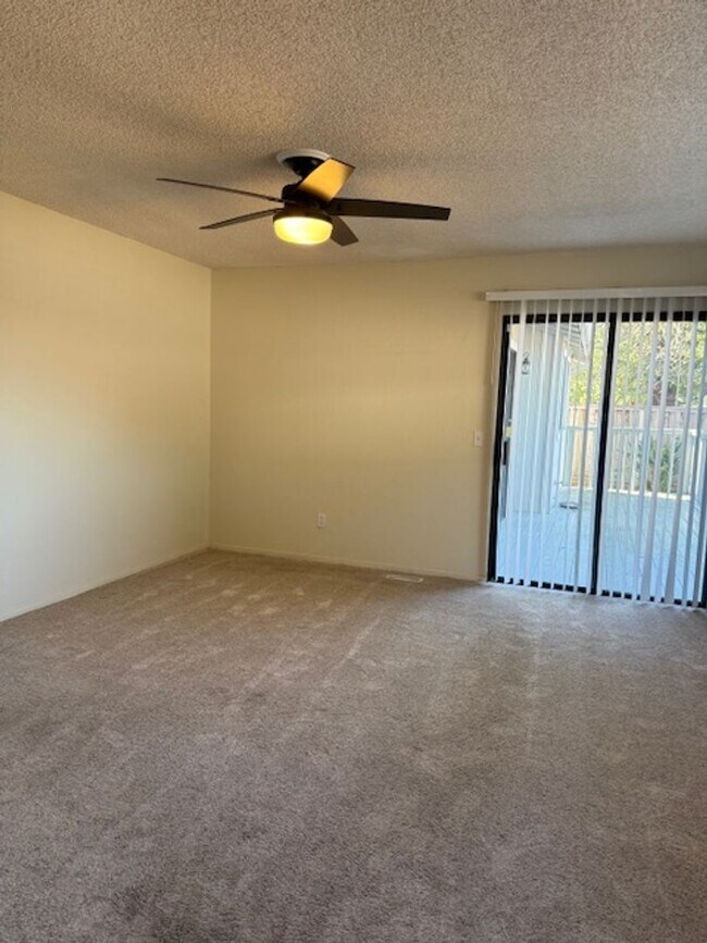 Building Photo - Single Level House - Rincon Valley - 3bd 2ba - 1788 Square Feet of Living Space