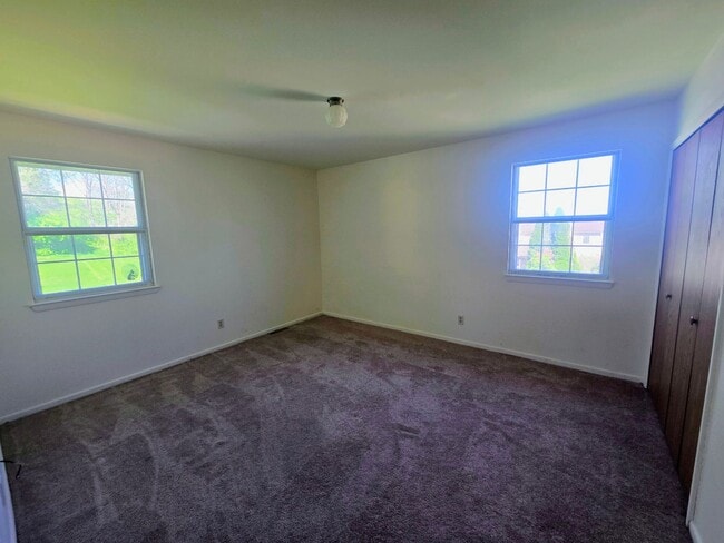 Building Photo - 1415 Robert St