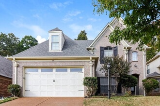 Building Photo - 295 Garden Springs Dr