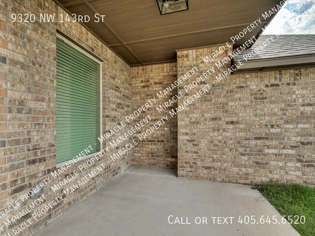 Building Photo - 9320 NW 143rd St