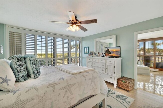 Building Photo - 10000 S Ocean Dr