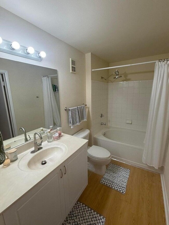 Building Photo - 4807 Via Palm Lakes Via