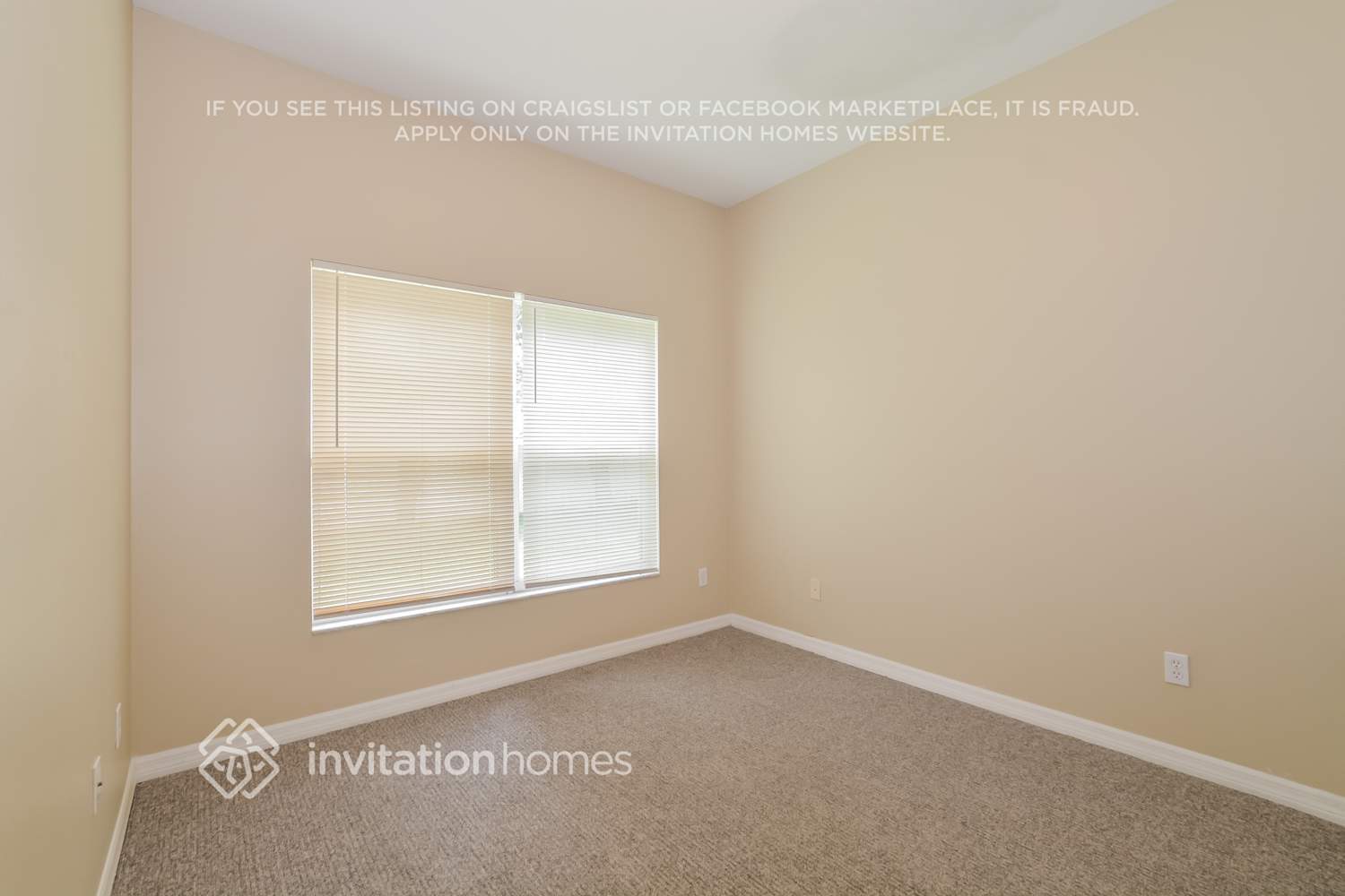 Building Photo - 14711 Sapodilla Dr
