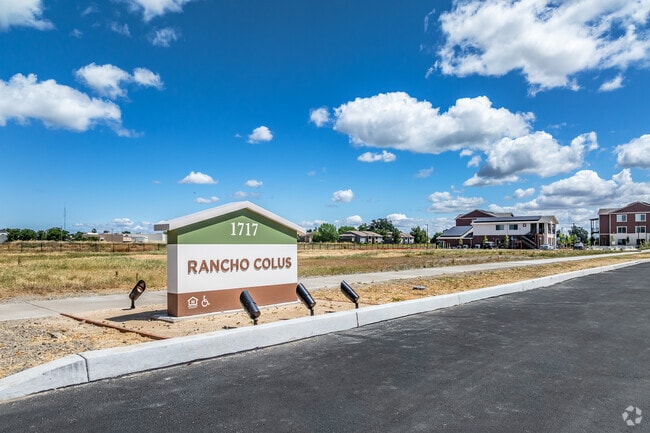 Signage - Rancho Colus