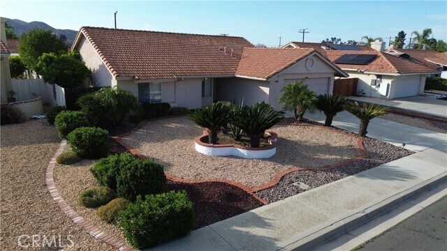 Building Photo - 29267 Summerset Dr