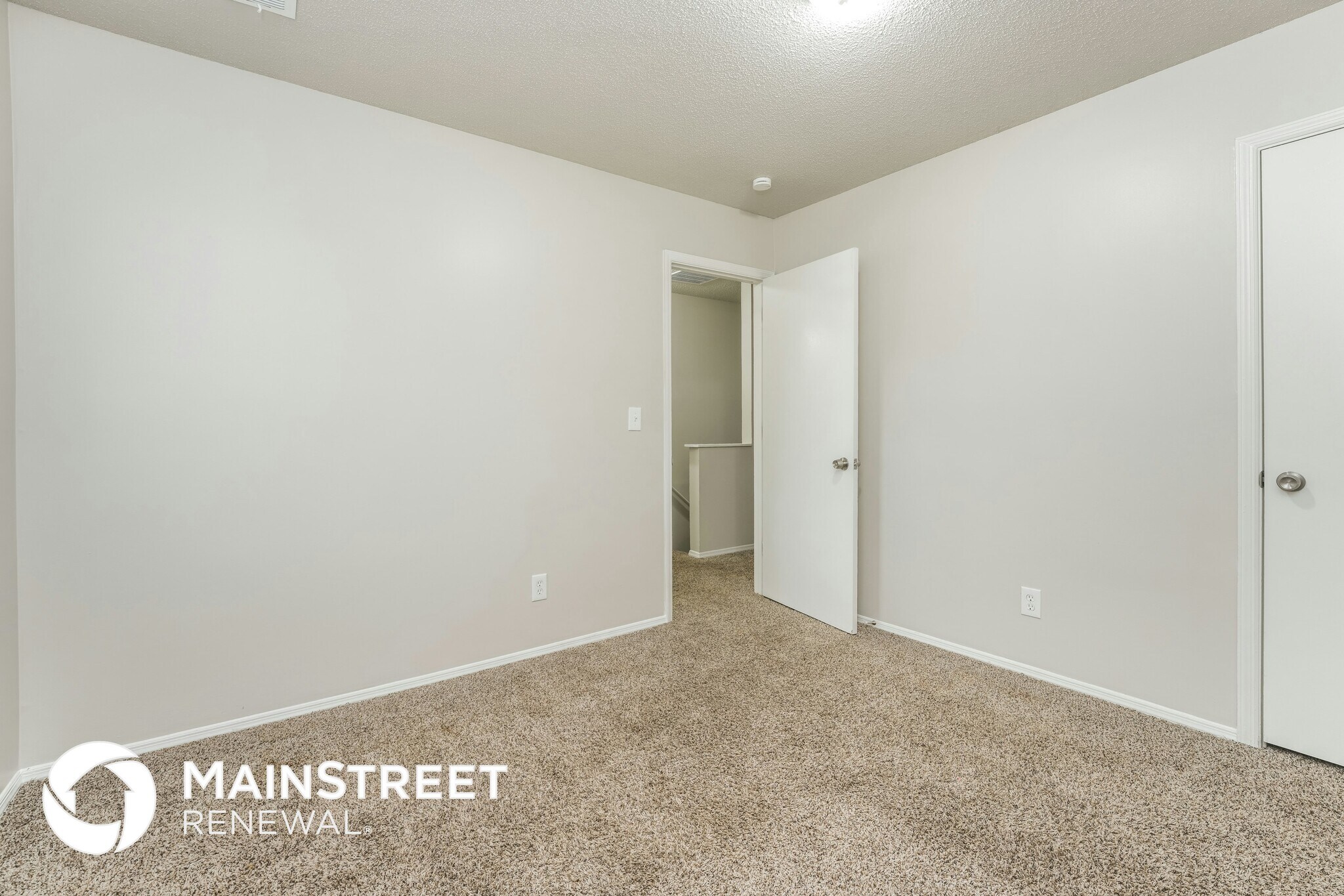 Building Photo - 5439 Farmview Close