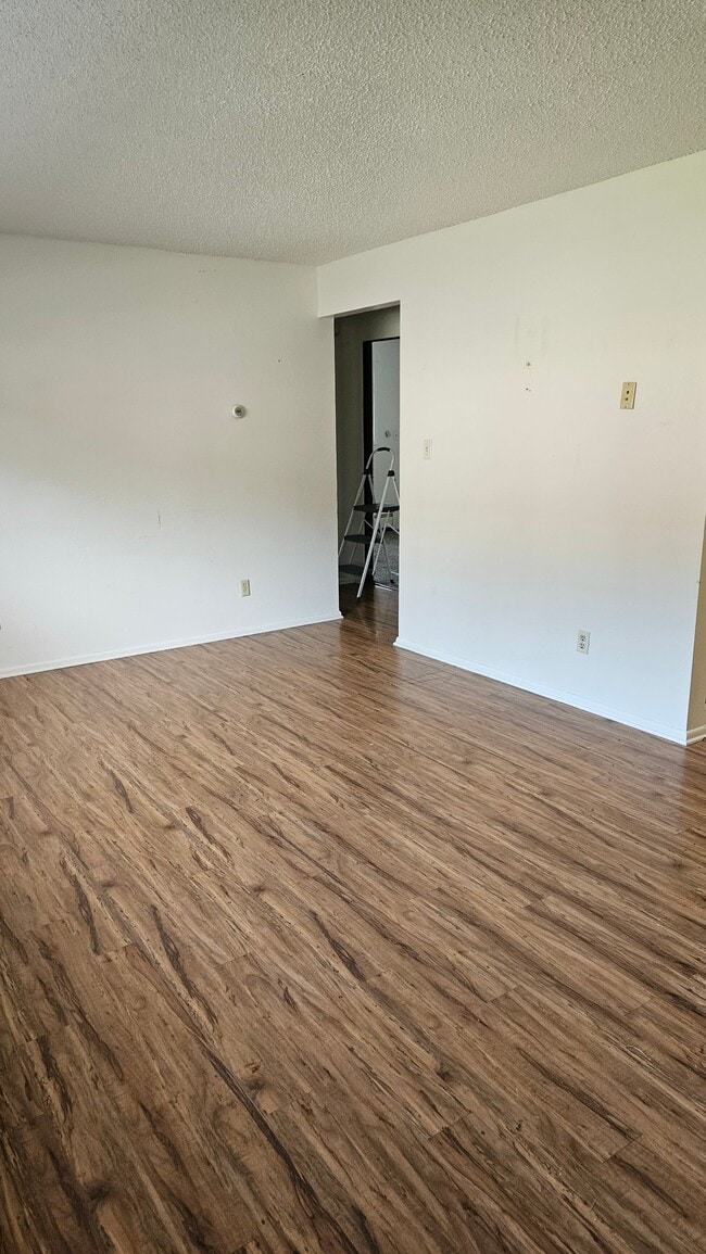 Building Photo - 1517 Wilder Ave